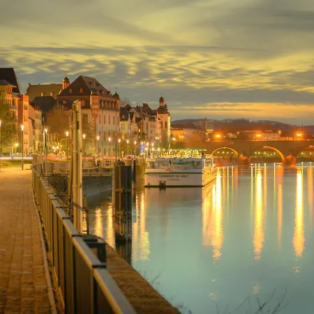 Sonnenblick - B905 By Interhome アパート ラーンシュタイン